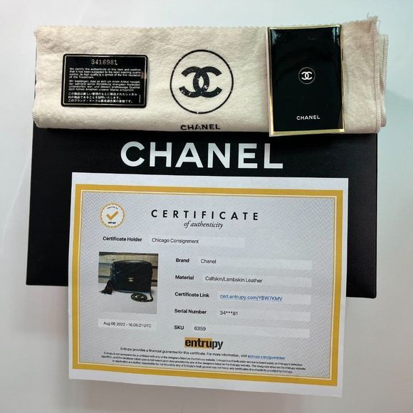 CHANEL Black Crossbody Bag with Gold Accents - Picture 13 of 13